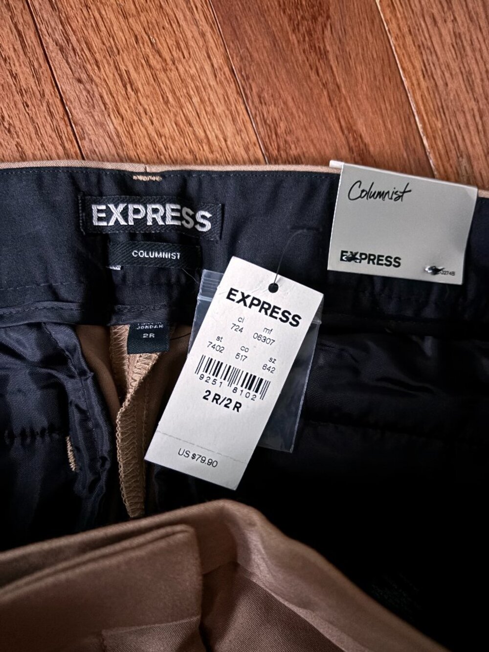 NWT Express Columnist Barely Boot Leg Pants – Size 2R
